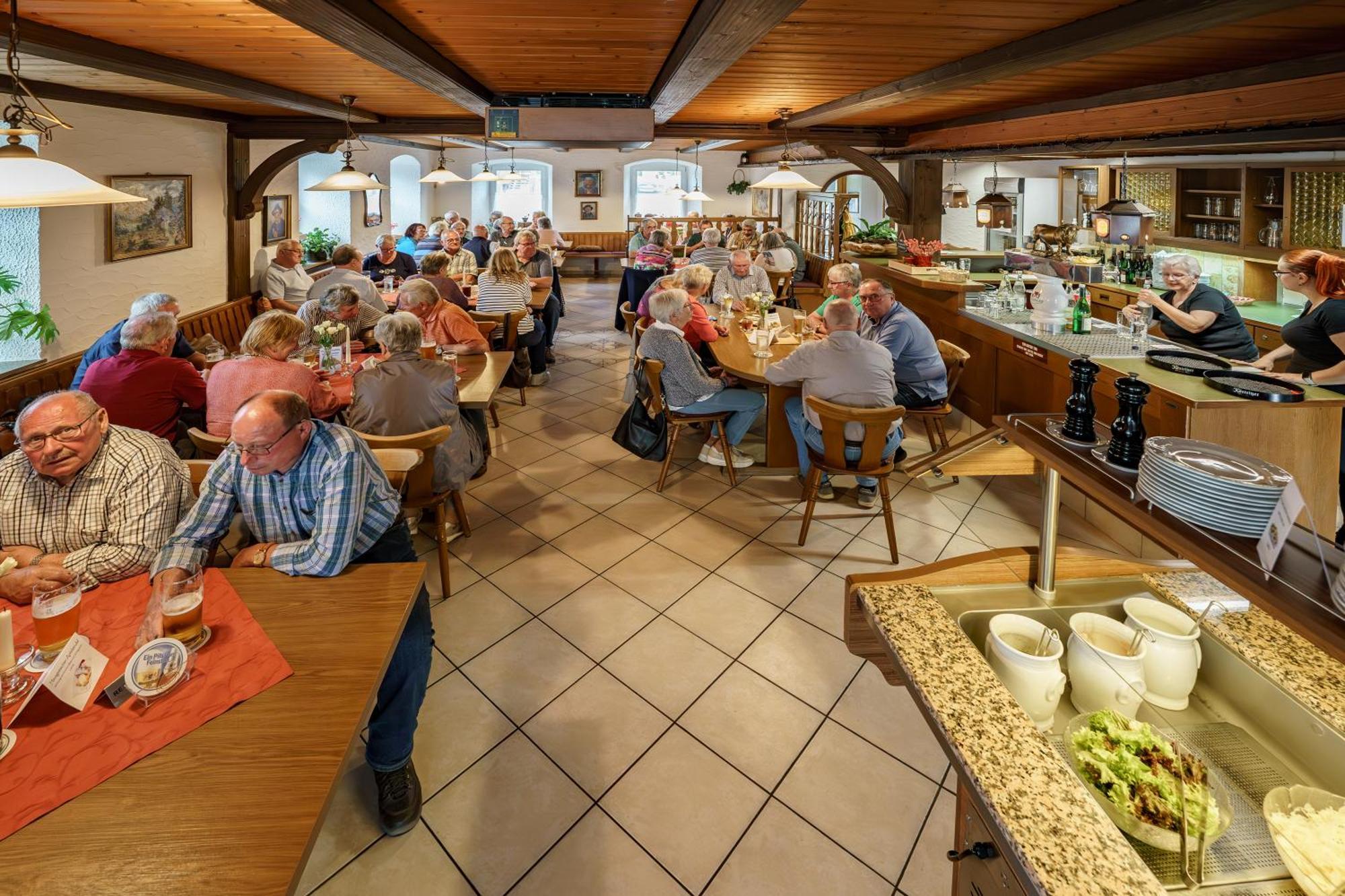 Landgasthof Ochsen Neresheim Buitenkant foto